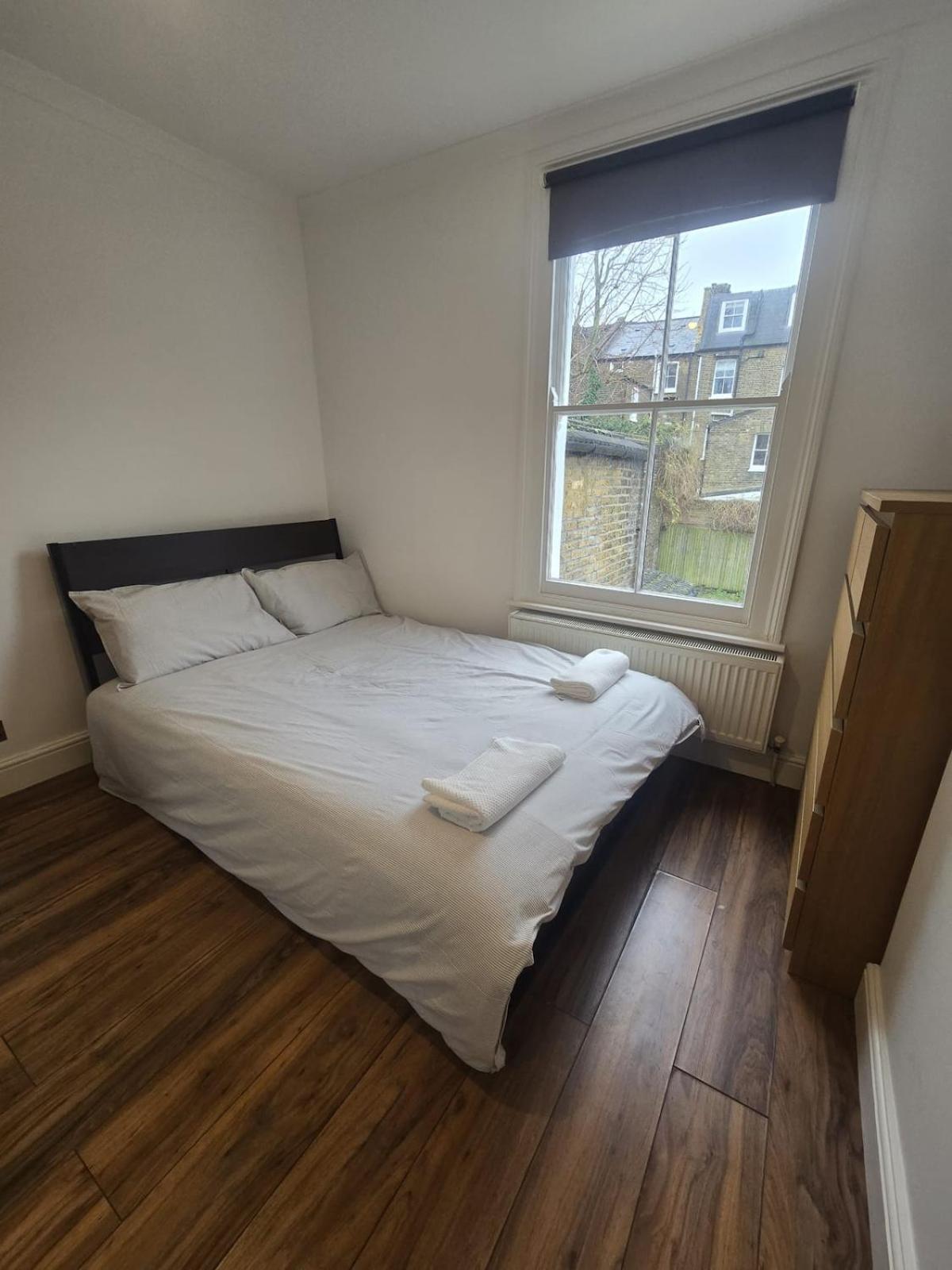 Brixton 5 Bedroom Wonder Casa vacanze Londra